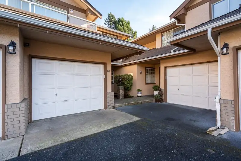 110 14861 98 AVENUE - photo 3 of 36