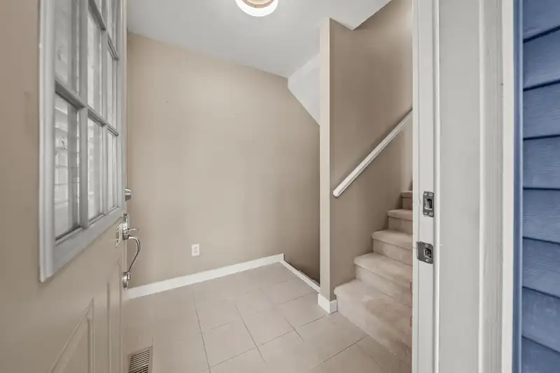 92 9800 ODLIN ROAD - photo 4 of 39