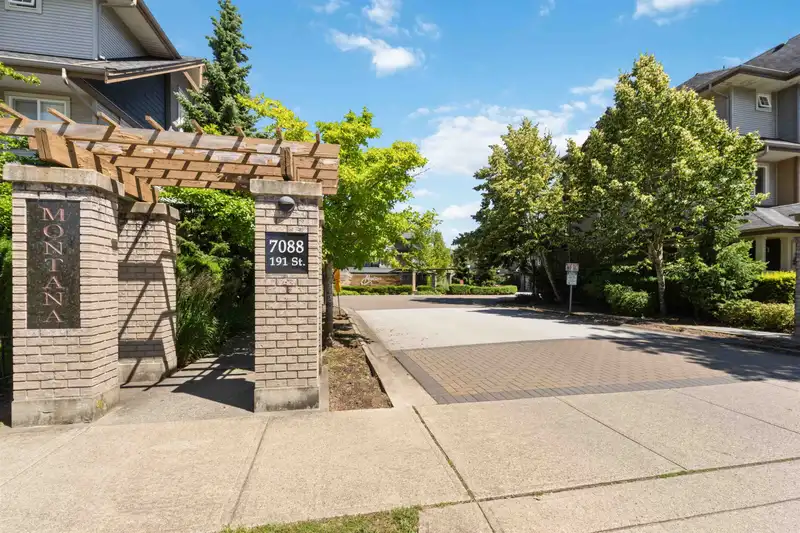 44 7088 191 STREET - photo 3 of 34