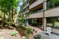 10 1425 LAMEY'S MILL ROAD - thumbnail 4