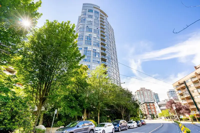 1505 1050 SMITHE STREET - photo 3 of 39