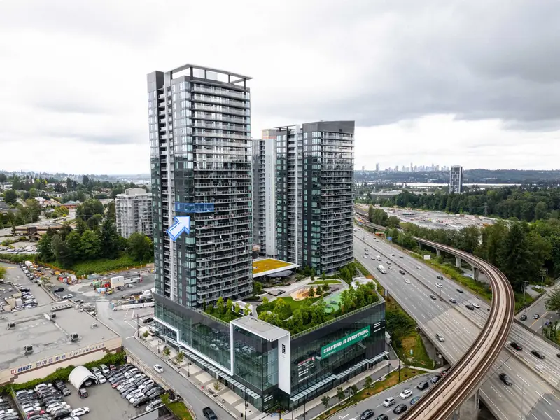 1809 318 ALDERSON AVENUE - photo 2 of 25