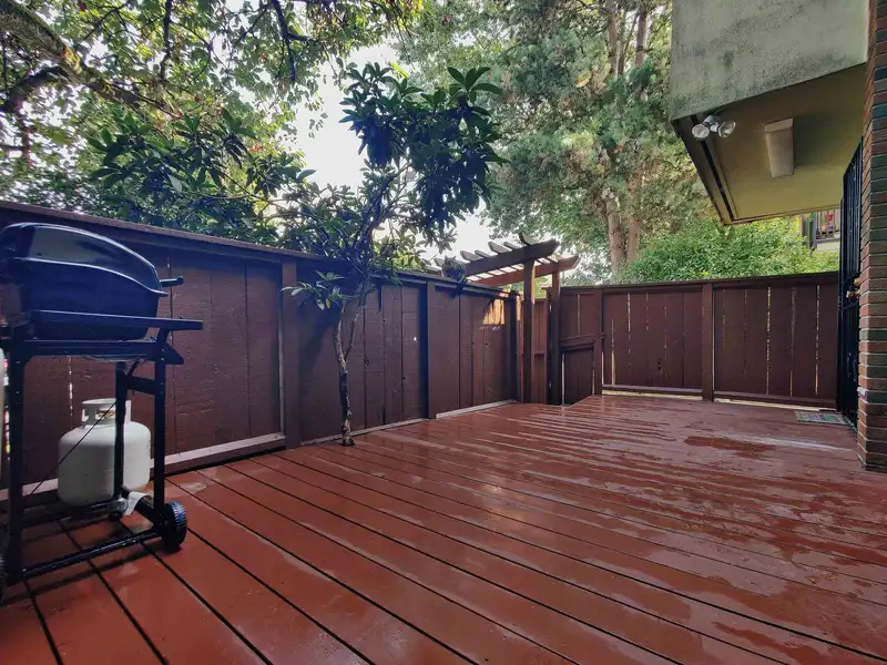 108 1420 E 7TH AVENUE - photo 3 of 31