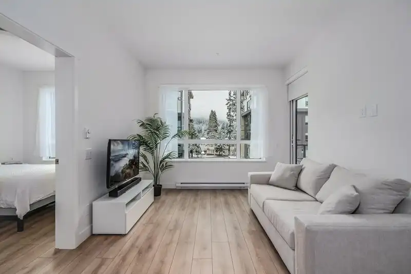 322 741 ANSKAR COURT - photo 1 of 40