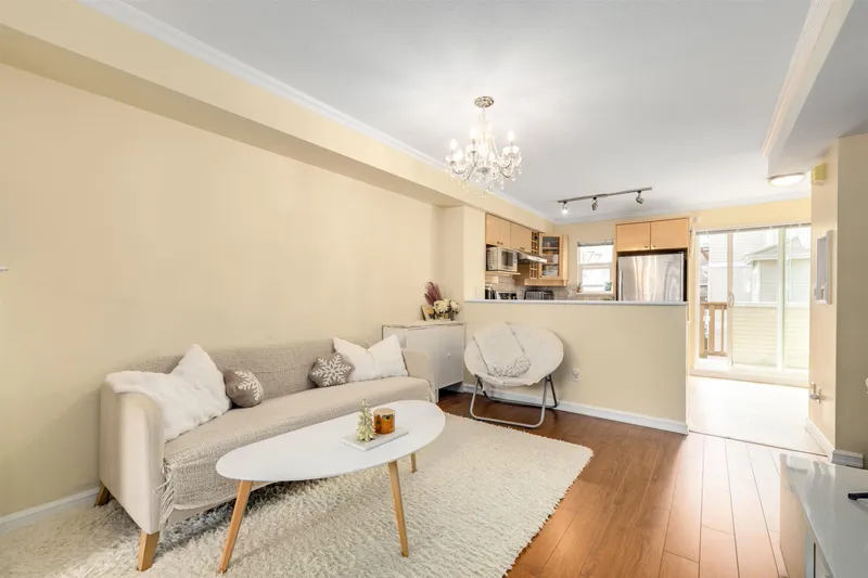 34 7111 LYNNWOOD DRIVE - photo 4 of 25