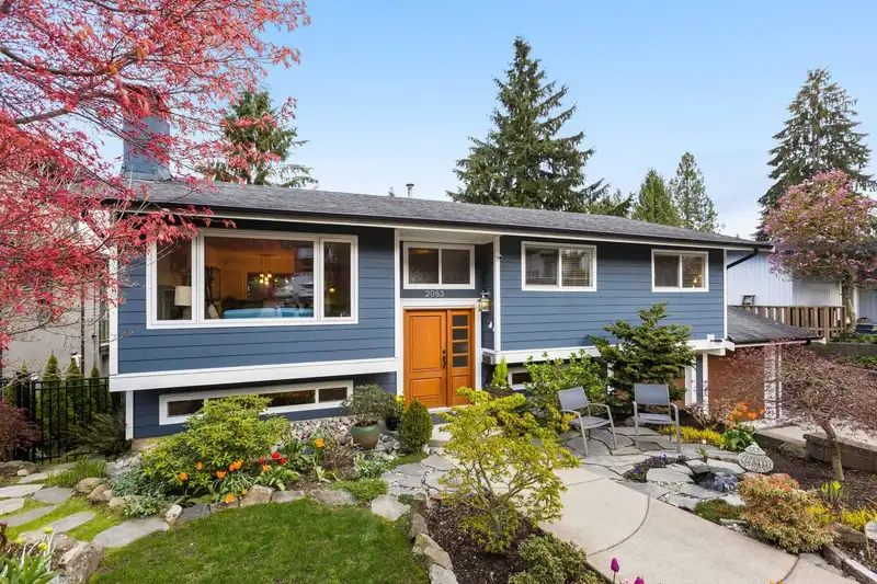 2983 SURF CRESCENT - photo 1 of 40