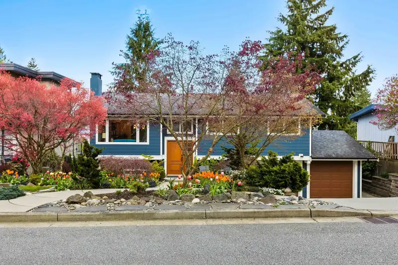 2983 SURF CRESCENT - photo 4 of 40