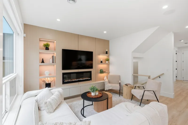 9312 EBOR ROAD - photo 4 of 25