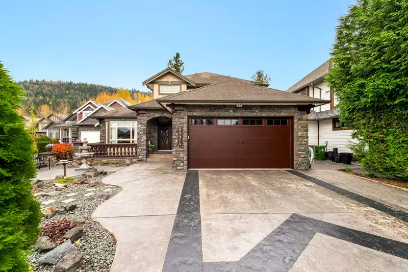 44414 MCLAREN DRIVE - photo 3 of 40