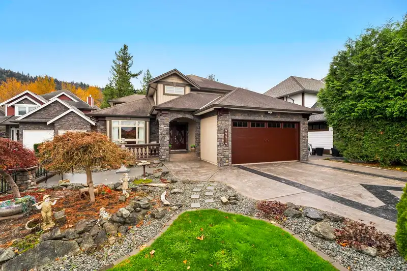 44414 MCLAREN DRIVE - photo 4 of 40
