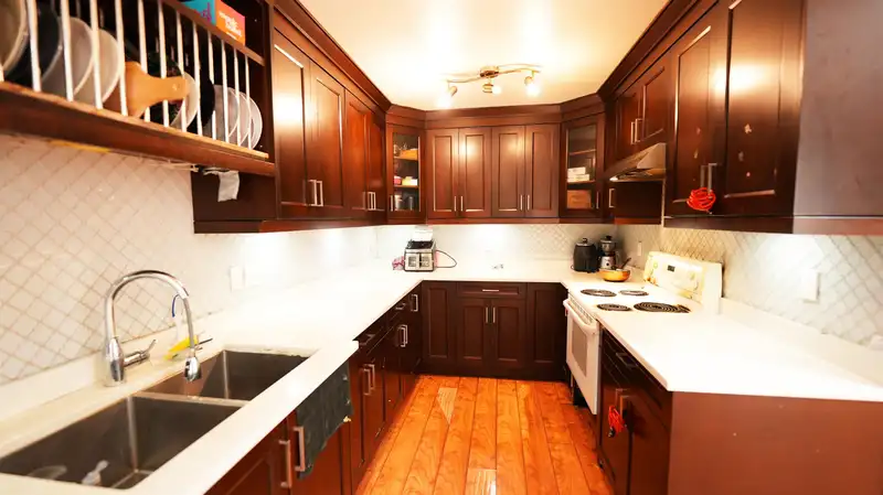 13902 LAUREL DRIVE - photo 4 of 35