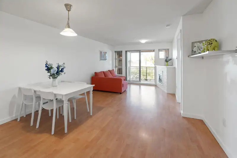 1208 5133 GARDEN CITY ROAD - photo 2 of 24