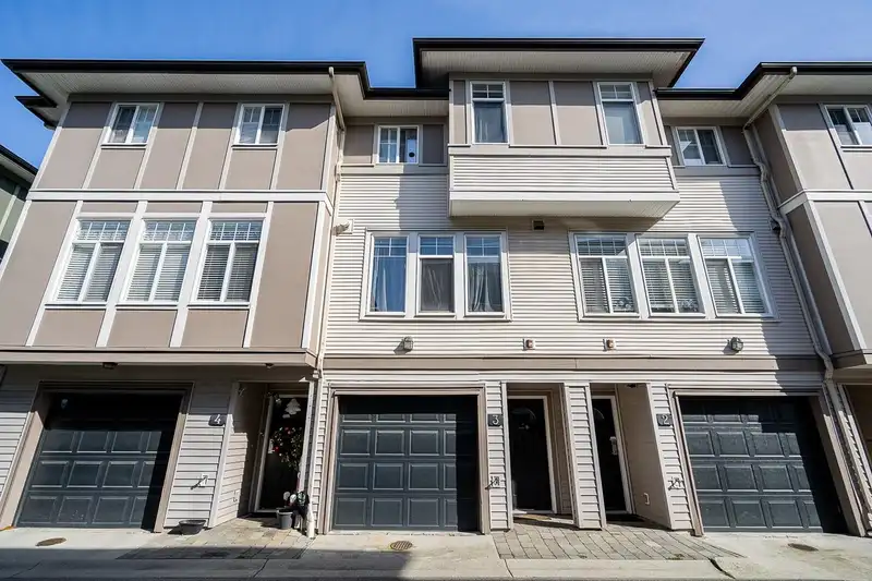 3 1010 EWEN AVENUE - photo 1 of 29