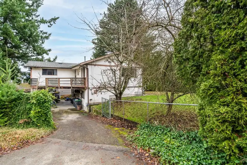 2751 153A STREET - photo 1 of 14