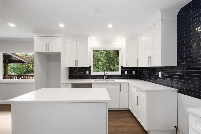 20784 48 AVENUE - photo 3 of 36