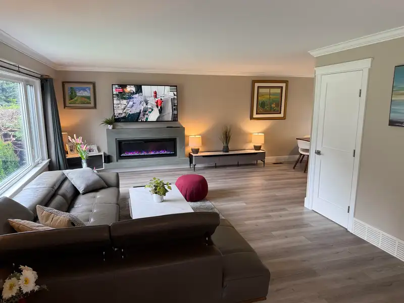 3089 STARLIGHT WAY - photo 2 of 29