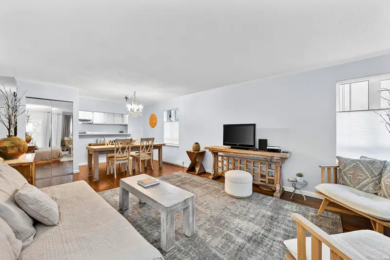 104 1551 W 11TH AVENUE - photo 2 of 27