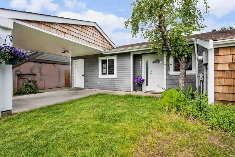 34851 GLENN MOUNTAIN DRIVE - photo 1 of 28