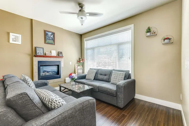 13987 64 AVENUE - photo 2 of 25