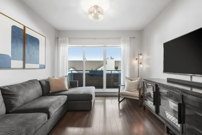 406 5811 177B STREET - photo 3 of 25