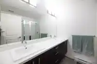 78 15340 GUILDFORD DRIVE - thumbnail 14