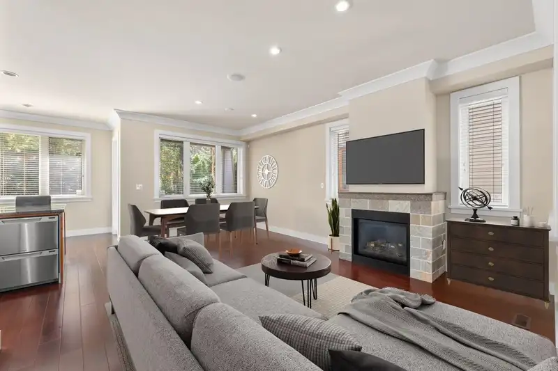 32 3109 161 STREET - photo 4 of 40