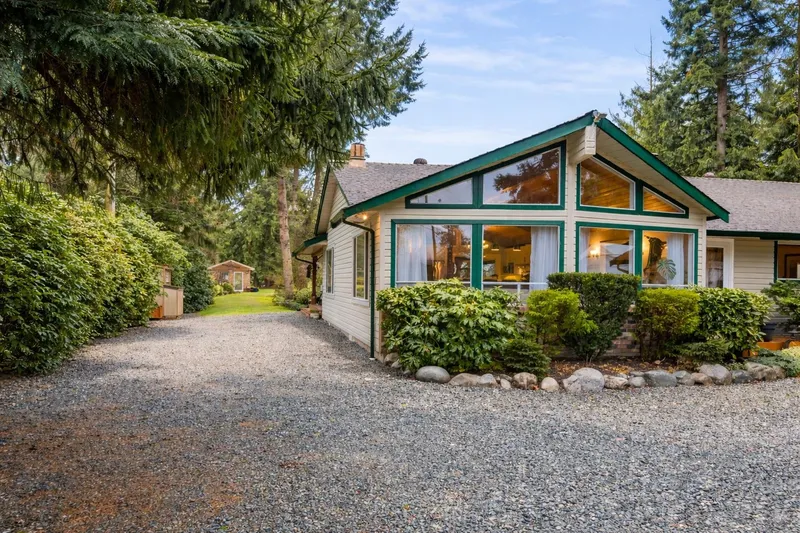 22558 OLD YALE ROAD - photo 3 of 25