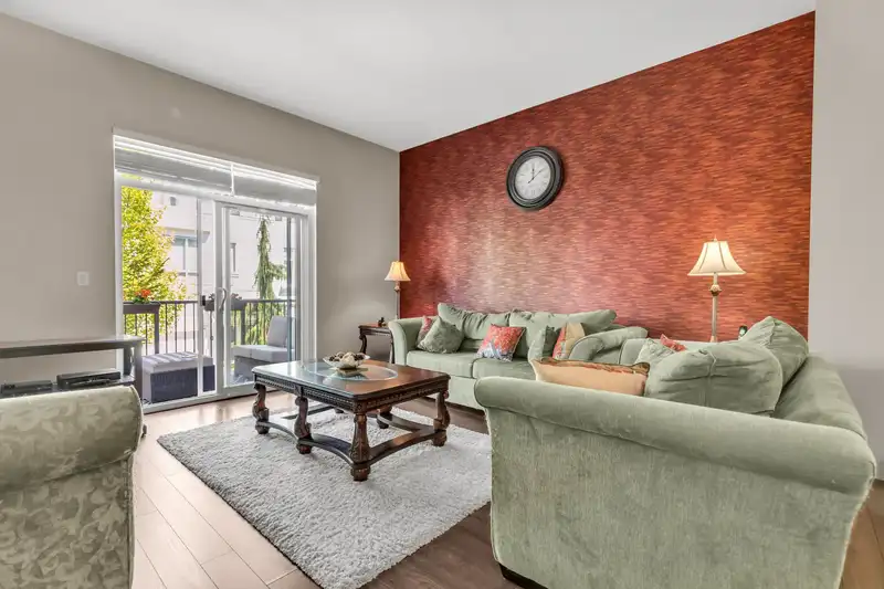 45 14955 60 AVENUE - photo 4 of 35