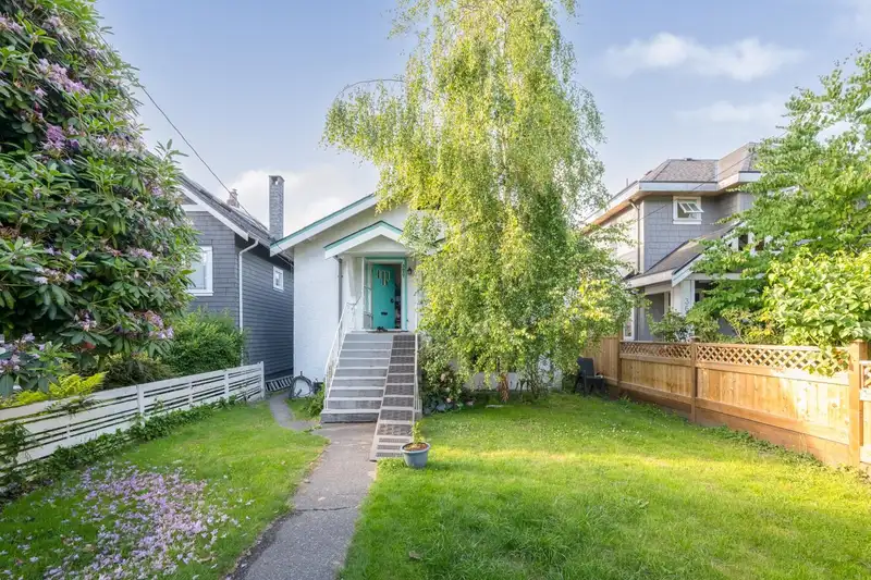 3627 W 7TH AVENUE - photo 1 of 24