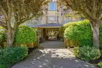 205 1459 BLACKWOOD STREET - thumbnail 2