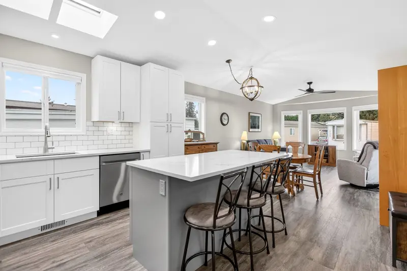 19635 PLANETREE LANE - photo 2 of 25