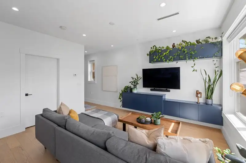 5867 BATTISON STREET - photo 3 of 40
