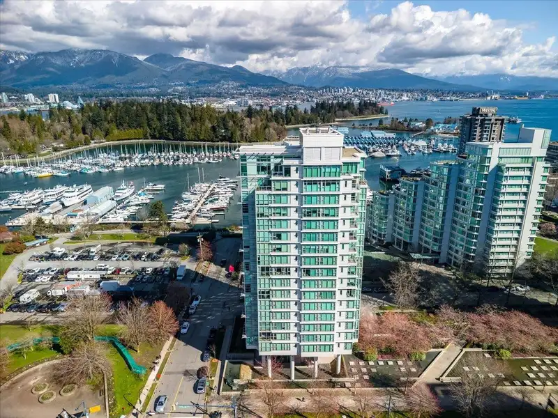202 1790 BAYSHORE DRIVE - photo 1 of 27