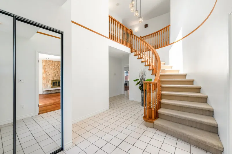 2507 ASHURST AVENUE - photo 3 of 25