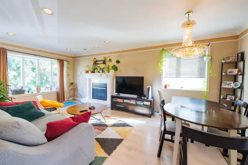 4885 BALDWIN STREET - photo 4 of 23