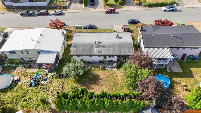 32773 CHEHALIS DRIVE - photo 3 of 28