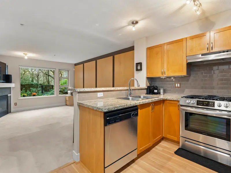 108 2388 WESTERN PARKWAY - photo 4 of 17