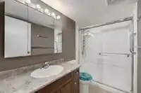 108 2853 W BOURQUIN CRESCENT - thumbnail 24