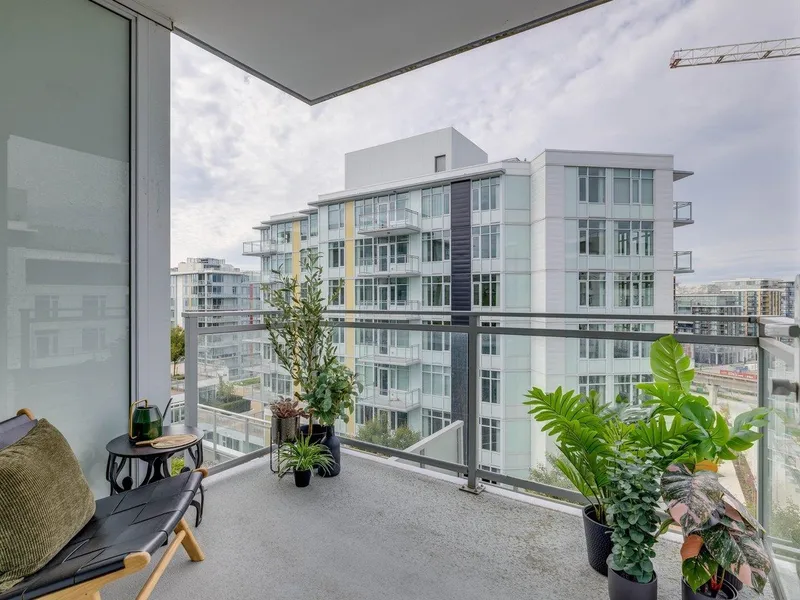 1502 3268 CARSCALLEN ROAD - photo 4 of 19