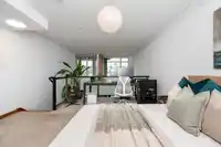 425 10 RENAISSANCE SQUARE - thumbnail 19