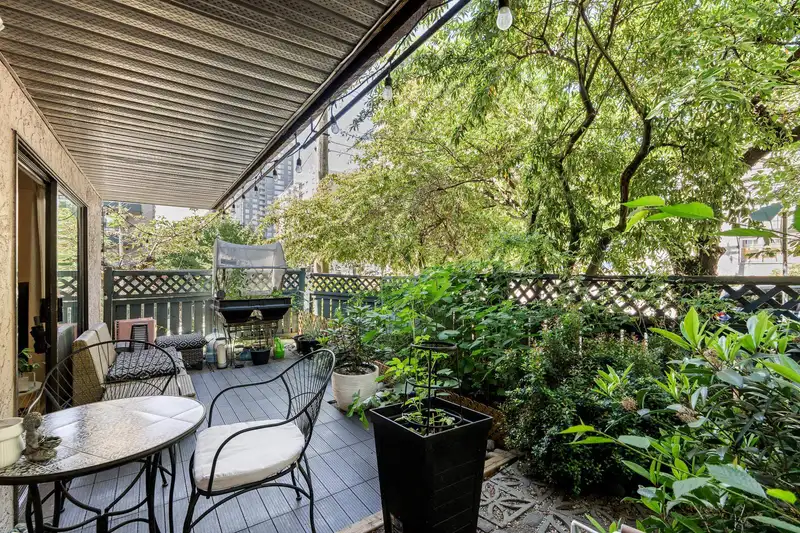 110 45 FOURTH STREET - photo 1 of 19