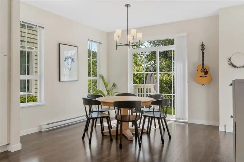 41 5551 ADMIRAL WAY - photo 3 of 31