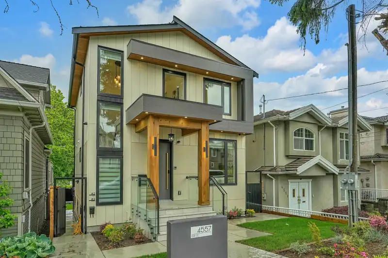 4557 REID STREET - photo 3 of 40