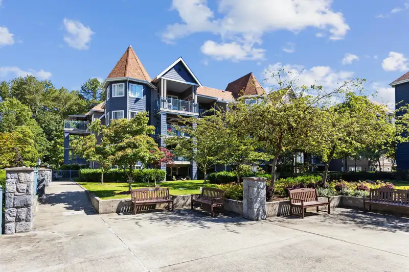 310 1200 EASTWOOD STREET - photo 1 of 20