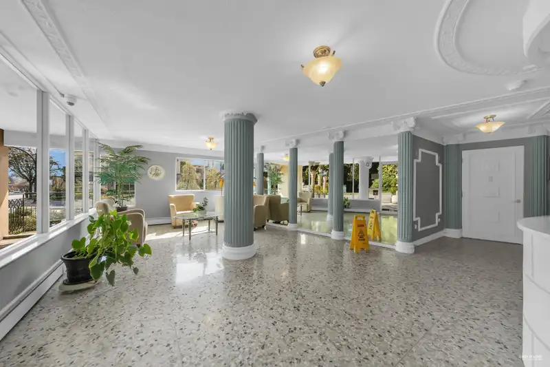 404 1930 MARINE DRIVE - photo 1 of 25