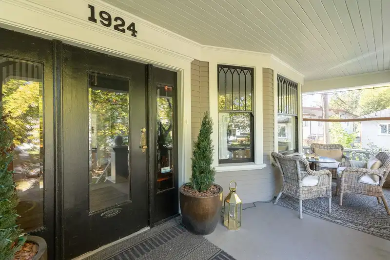 1924 PARKER STREET - photo 3 of 40