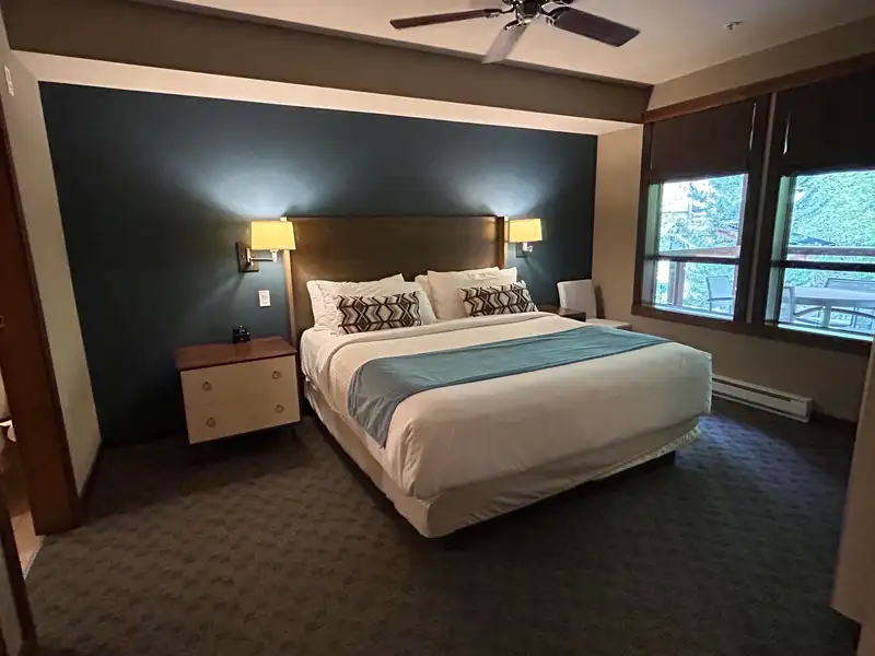 213B 2020 LONDON LANE - photo 2 of 15