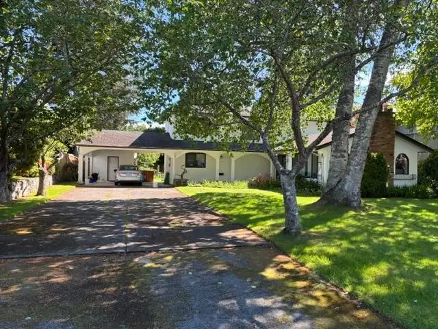 4936 4 AVENUE - photo 1 of 13