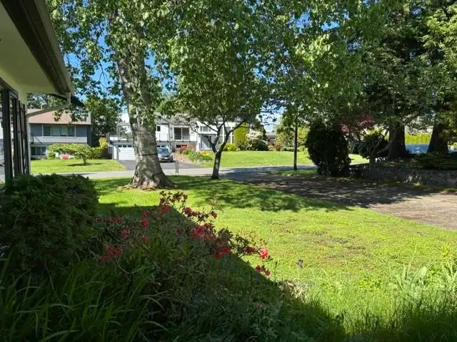 4936 4 AVENUE - photo 3 of 13