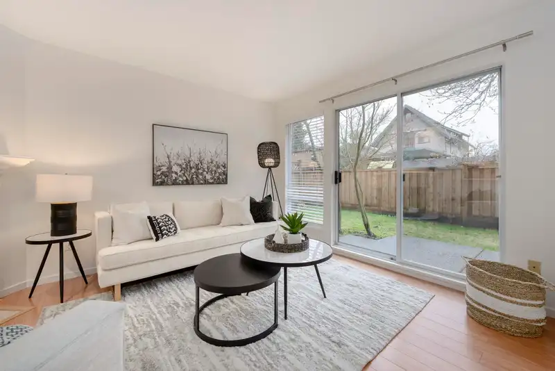 6 4245 SOPHIA STREET - photo 3 of 36